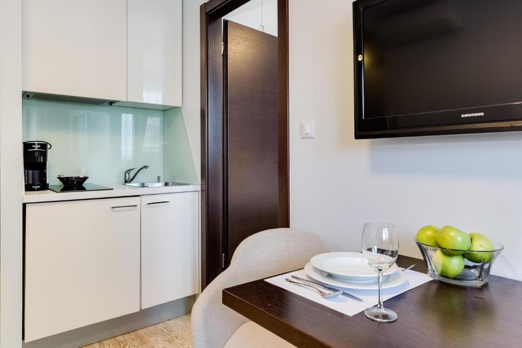 Apartman sa spavaćom sobom